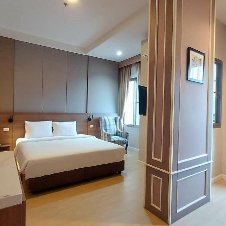 J Park Hotel - Sha Extra Plus Chonburi Exterior photo