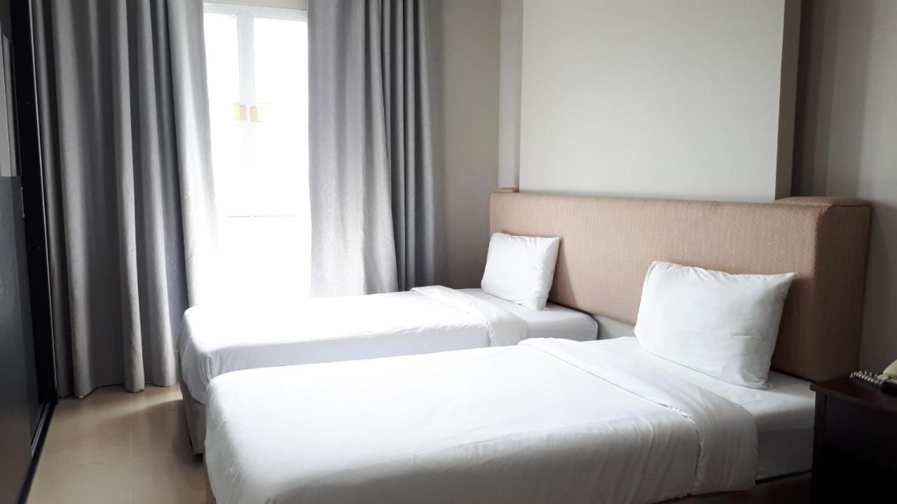 J Park Hotel - Sha Extra Plus Chonburi Exterior photo